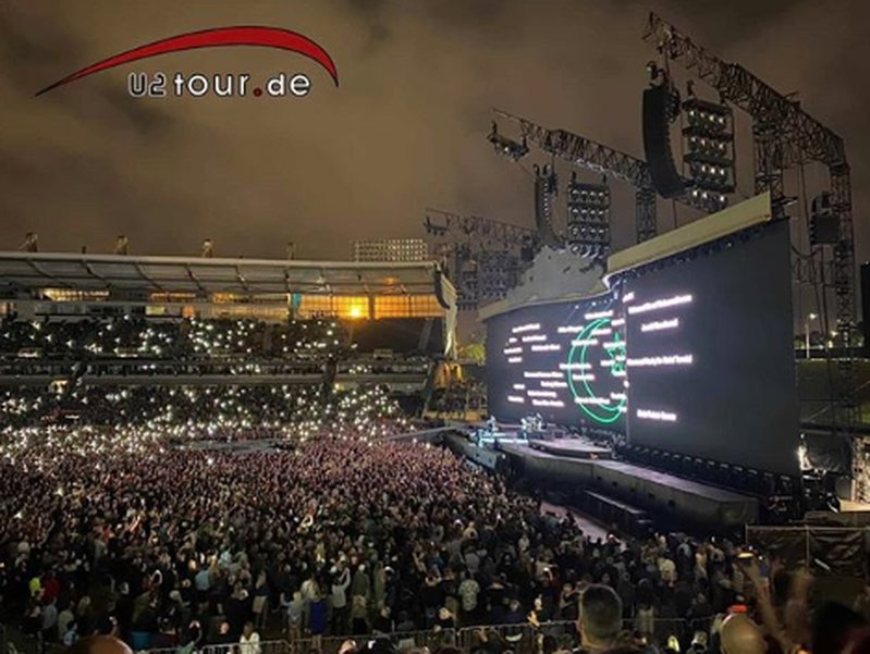 Namnen på de som föll offer för terrorattacken i Christchurch. Bildkälla: Instagram/U2tour.de Namnen på de som föll offer för terrorattacken i Christchurch. Bildkälla: Instagram/U2tour.de